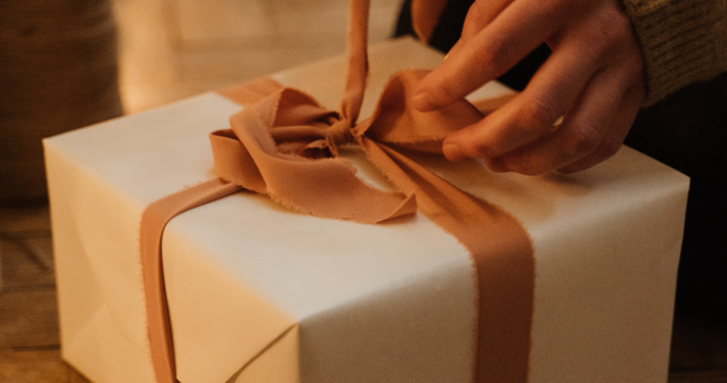 O que dar de presente para uma leitora: + X sugestões para o Amigo X